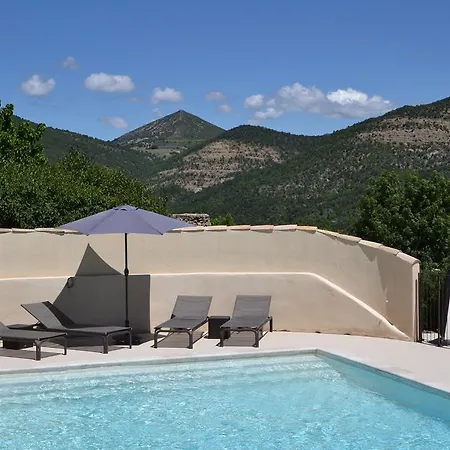 Le Vieil Holiday home *