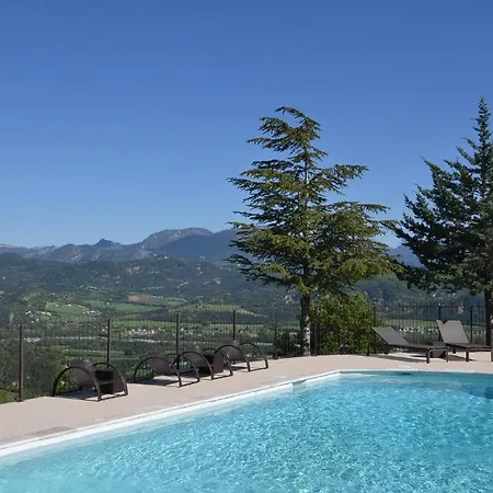 Le Vieil *